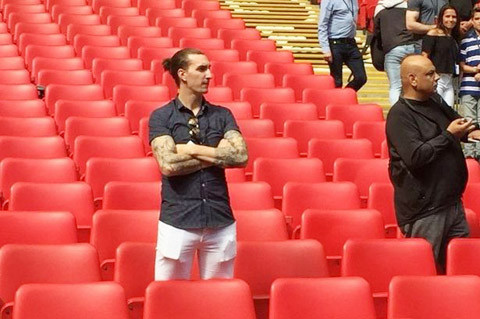 Bức ảnh đã thay đổi cuộc đời của “Ibra giả”