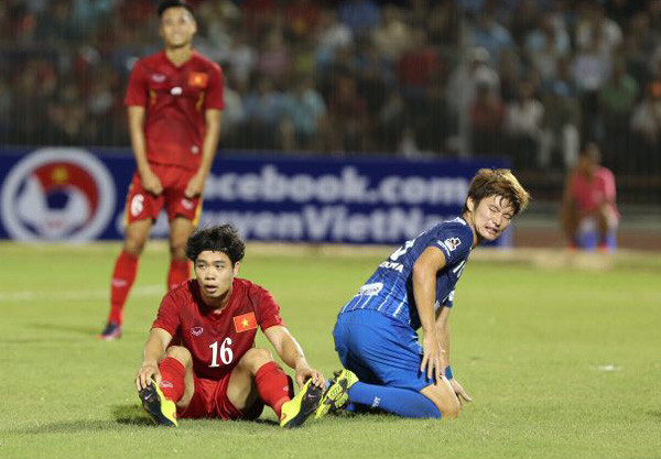 Công Phượng bỏ lỡ khá nhiều cơ hội ở trận này.