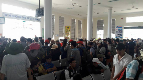 Khách đến Lý Sơn tăng đột biến vào dịp nghỉ lễ Giỗ Tổ. Ảnh: FB Ngao Du Thiên Hạ.