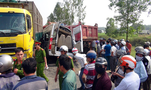 Nhiều người thương vong sau tai nạn. Ảnh: Hồng Trang 