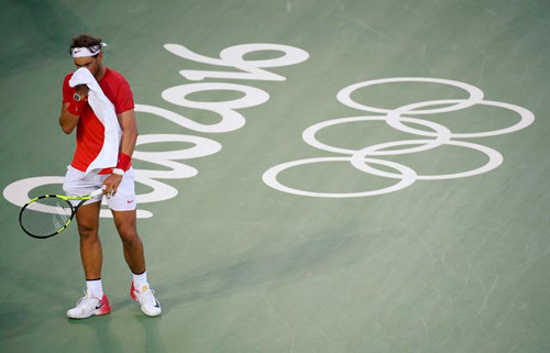 Rafael Nadal không thể tái lập thành tích giành HC vàng đơn nam như tại Olympic Bắc Kinh 2008. Ảnh: Reuters