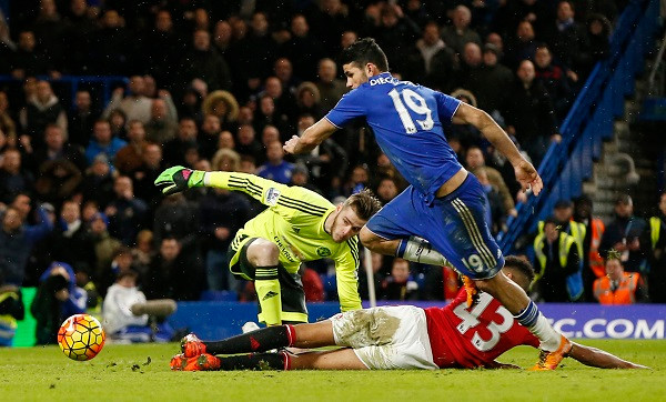 M.U đánh rơi chiến thắng trước Chelsea ở phút bù giờ