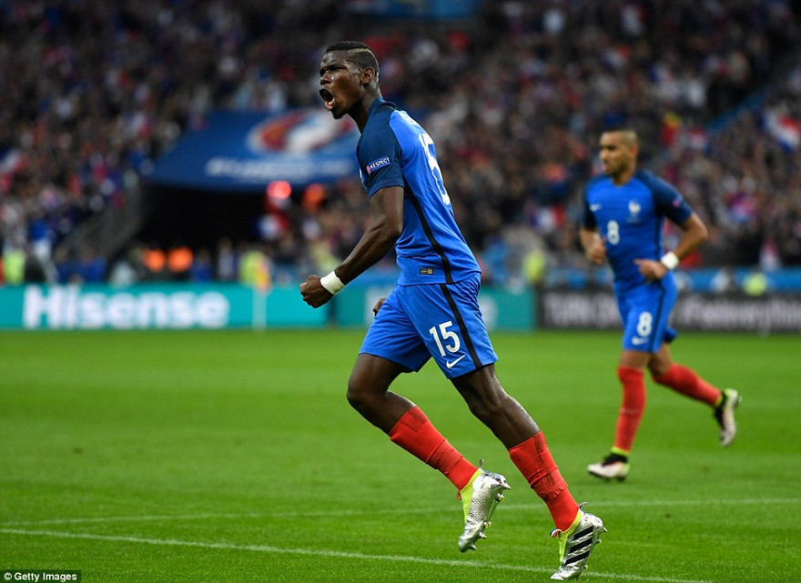 Mourinho 'đột kích' tuyển Pháp săn Pogba cho M.U