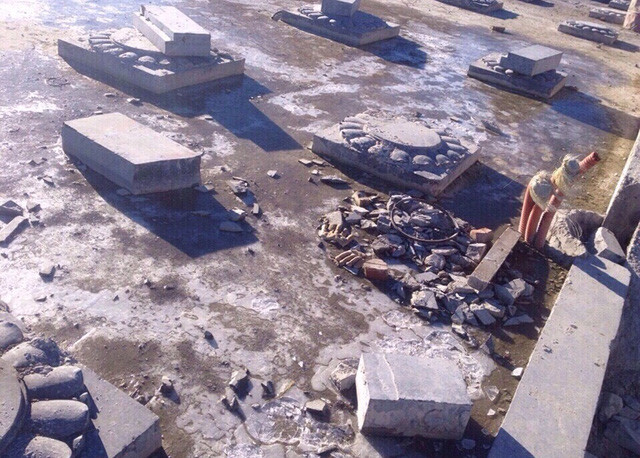 Nước đóng băng trên đỉnh núi Fansipan