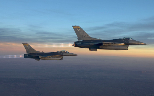 Tiêm kích F-16 là một trong những ứng cử viên cho Không quân Ấn Độ. Ảnh: Air Force Times. 