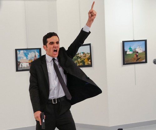 Mevlut Mert Altintas, kẻ ám sát đại sứ Nga tại Thổ Nhĩ Kỳ. Ảnh: AP