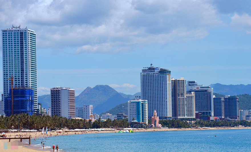 Có nhiều ý kiến cho rằng, thời gian qua, việc phát triển "nóng" BĐS du lịch trên địa bàn TP Nha Trang đang để lại nhiều hệ lụy.