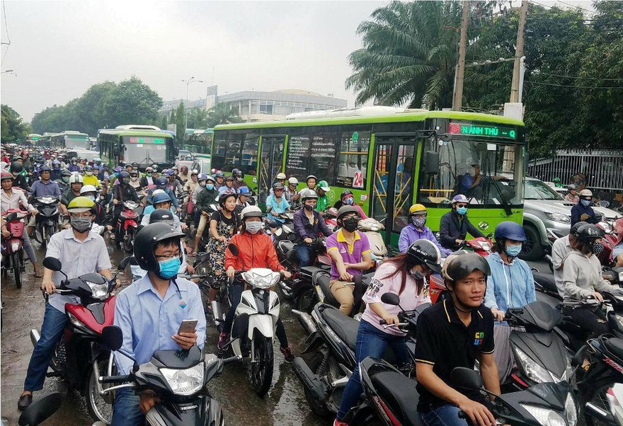 Hơn 1.800 chuyến xe buýt sẽ được tăng cường phục vụ 3 ngày lễ lớn.