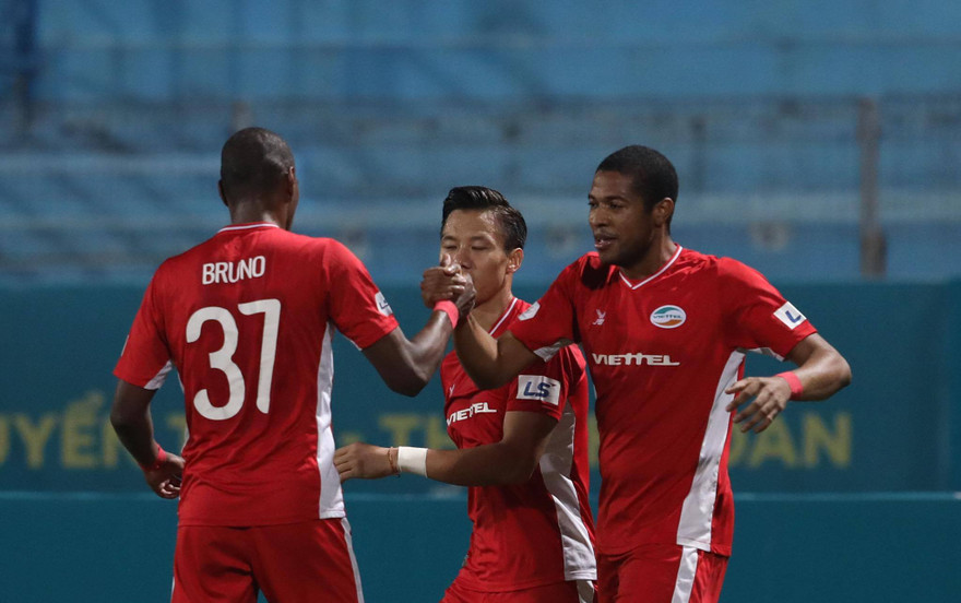 Thắng Quảng Ninh, Viettel tiệm cận ngai vàng V-League