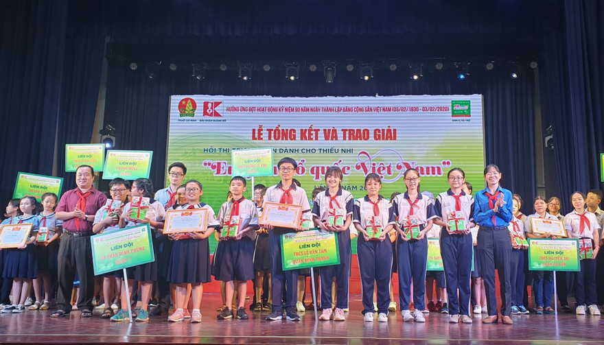 Hơn 900.000 lượt thi tài sân chơi ‘Em yêu Tổ quốc Việt Nam’ năm 2019