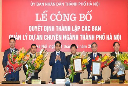 Lễ trao quyết định điều động, bổ nhiệm lãnh đạo cho 5 Ban QLDA chuyên ngành ngày 31/12/2016