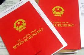 Bộ Tư pháp lên tiếng về quy định ghi tên từng người vào sổ đỏ