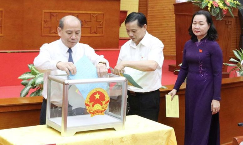 Kết quả lấy phiếu tín nhiệm 25 người giữ chức vụ tỉnh Hoà Bình