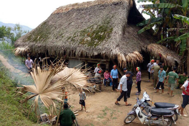 Mâu thuẫn với mẹ, dùng súng bắn vào đầu tự sát