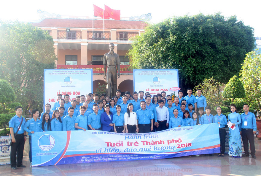 Xuất quân hành trình 'Tuổi trẻ Thành phố vì biển, đảo quê hương' 2018