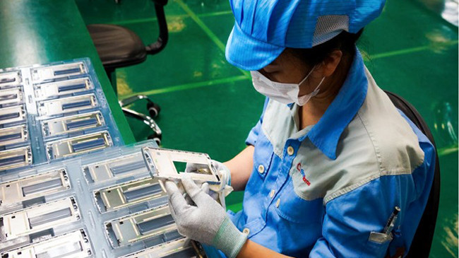 Theo Cnet, Bphone được nhà sản xuất giới thiệu là “smartphone đầu tiên dán nhãn made in Vietnam”. 