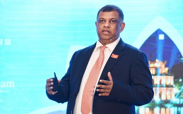 Tony Fernandes, người sáng lập kiêm Tổng giám đốc hãng hàng không giá rẻ Air Asia
