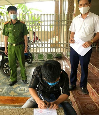 Thanh niên rời cách ly nhiều lần đi chơi bị phạt 200.000 đồng