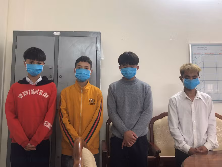 Nhóm 'đạo chích' vô hiệu hoá camera để phá két sắt trộm tiền công đức
