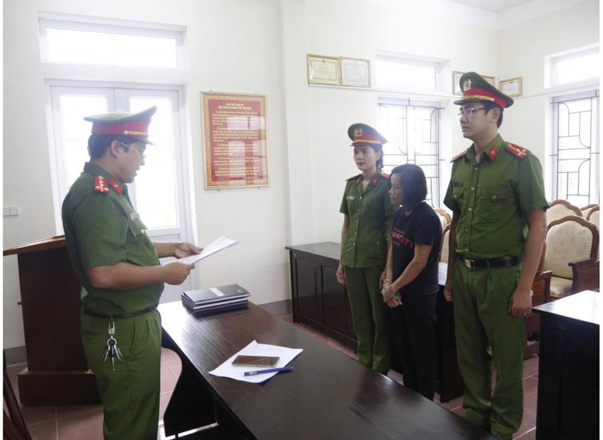 Khởi tố cựu cán bộ ngân hàng lừa đảo gần 3 tỷ đồng