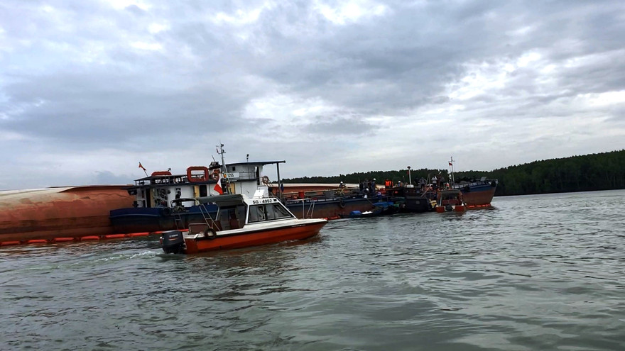 Hiện trường vụ tàu chìm.