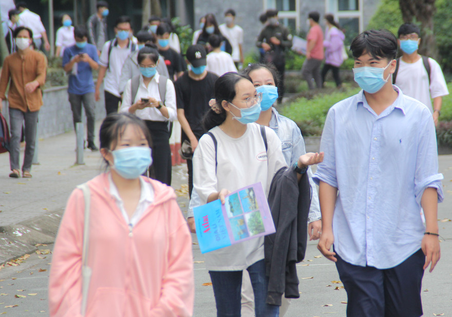 Thí sinh tham gia kỳ thi đánh giá năng lực của ĐHQG TPHCM