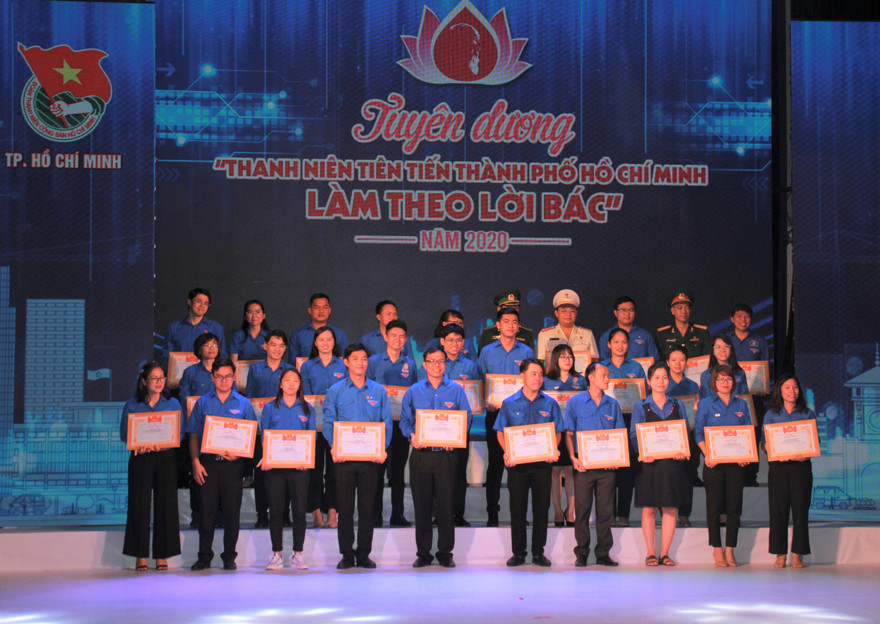 Tuyên dương 234 Thanh niên tiên tiến TPHCM làm theo lời Bác năm 2020