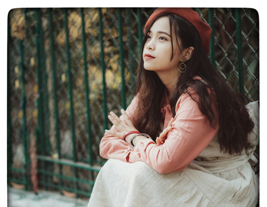 Nữ du học sinh Việt viết nhạc, ôn thi online khi tự cách ly ở Hà Lan 