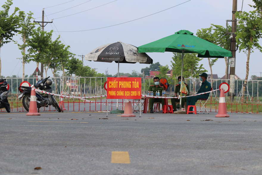 Dịch COVID-19 diễn biến phức tạp, Hà Tĩnh dừng hội họp, nghi lễ tôn giáo tập trung