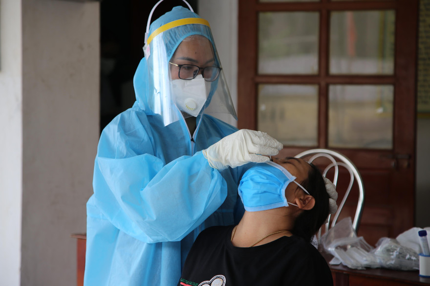 Hà Tĩnh: Hai mẹ con mắc COVID-19 trở về từ TPHCM