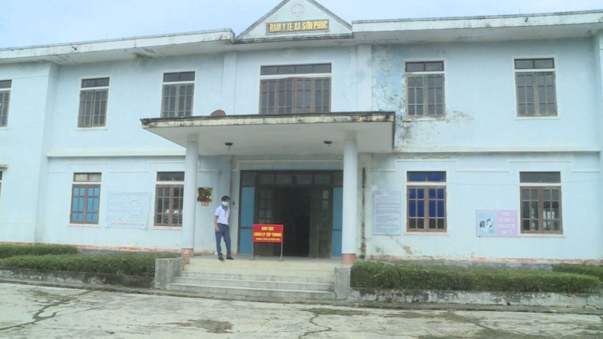 Khu vực cách ly 9 trường hợp F1 đi trên chuyến bay VJ3613 cùng bệnh nhân 2899, nhập cảnh sân bay Đà Nẵng ngày 7/4.