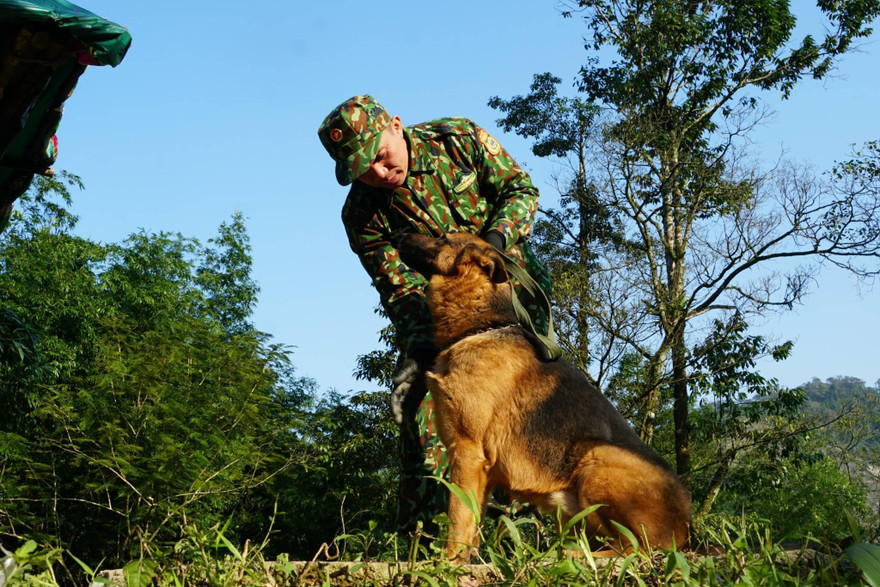 'Lá chắn thép' nơi tuyến đầu chống dịch vùng biên Hà Tĩnh