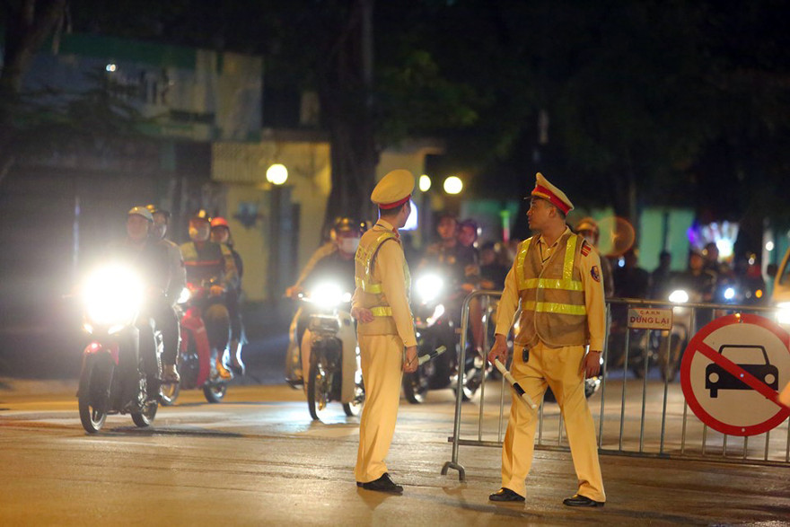 Hạn chế phương tiện 23 tuyến phố khi diễn ra trận Việt Nam - Thái Lan
