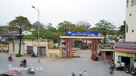 Đề xuất di dời nhà máy xe lửa Gia Lâm với 20ha đất "vàng" đang được dư luận quan tâm. 