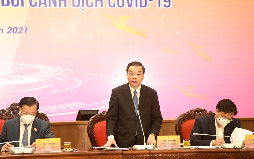 Chủ tịch UBND thành phố Hà Nội Chu Ngọc Anh tiếp thu ý kiến của các DN.