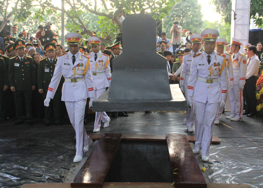 Đại tướng Lê Đức Anh đã an nghỉ bên các đồng đội