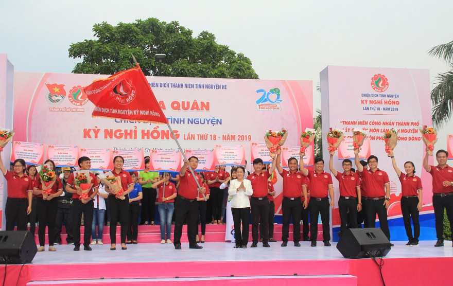 Lao động trẻ TPHCM ra quân chiến dịch 'Lấy chuyên môn phục vụ cộng đồng'