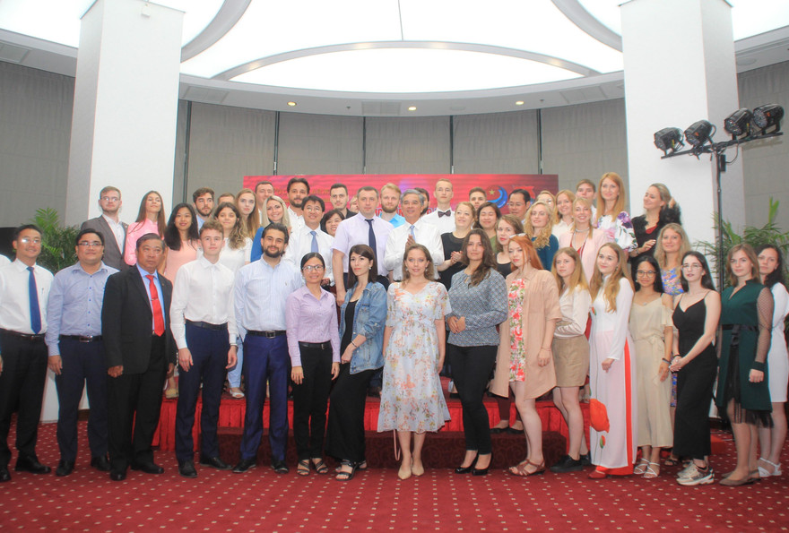 Diễn đàn Thanh niên Việt - Nga 2019: Xúc động giờ phút chia tay