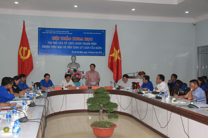 Củng cố nền tảng lý luận cho ĐVTN để đề kháng các thế lực thù địch