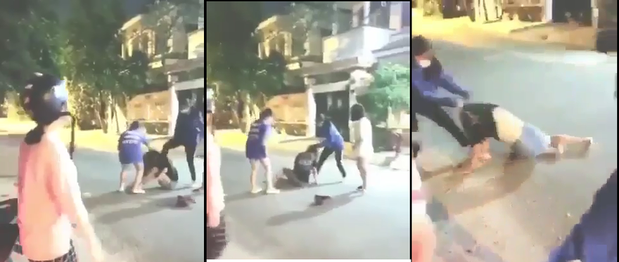 Hình ảnh hai học sinh trường THCS- THPT Phạm Ngũ Lão, quận Gò Vấp dùng mũ bảo hiểm đánh nữ sinh cùng trường diễn ra hồi tháng 10