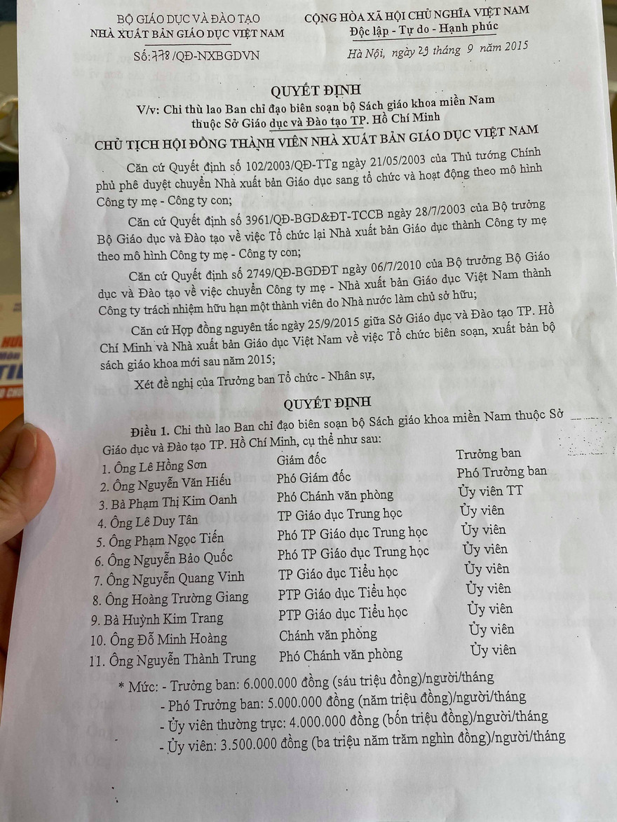 Văn bản thể hiện Nhà xuất bản GDVN chi thù lao cho lãnh đạo Sở GD&ĐT TPHCM 