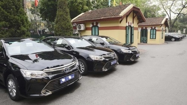 Hà Nội sẽ thu hồi xe công khi thực hiện khoán kinh phí