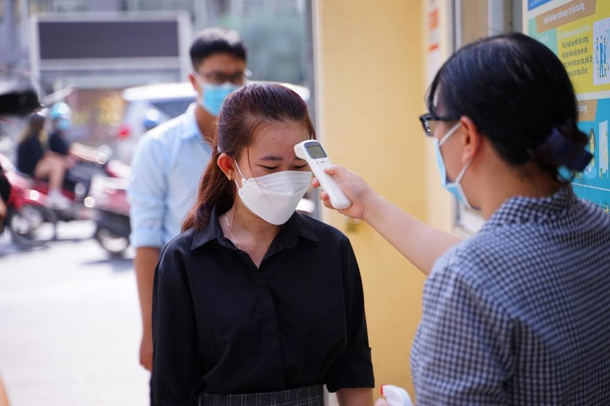 Nhiều trường bắt đầu cho sinh viên học viên đến trường học trực tiếp từ hôm nay 20/12