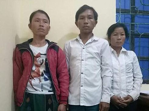 Bắt giữ 'nữ quái' bế con người khác đi bán