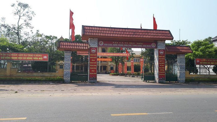 UBND xã Thạch Bằng nay là UBND thị trấn Lộc Hà.