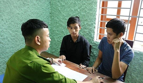 Hai đối tượng bị bắt về hành vi trộm cắp
