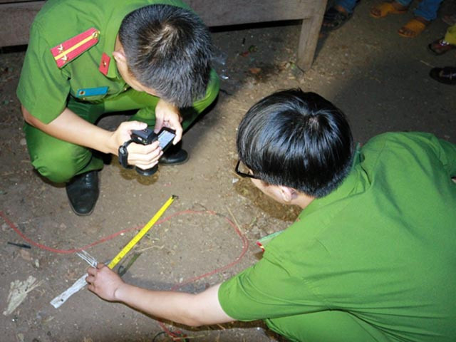 Chồng tâm thần dùng tuýp sắt đánh vợ tử vong trong đêm