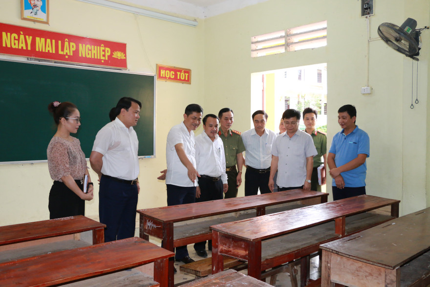 Nghệ An phát 150 nghìn khẩu trang cho thí sinh tham dự kỳ thi THPT