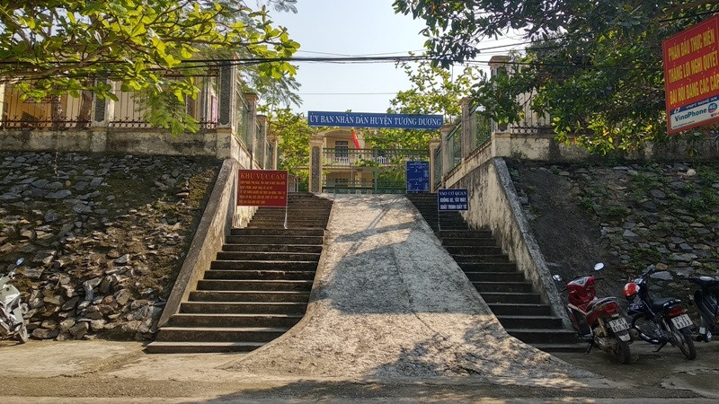 Vụ bị tố nợ ăn uống, tiếp khách hàng tỷ đồng: Bí thư Nghệ An chỉ đạo làm rõ