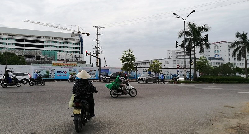 Nghệ An mở lại đường bị đóng 2 năm để xây bệnh viện